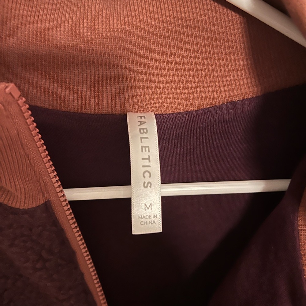 Fabletics Pullover Cropped - image 6